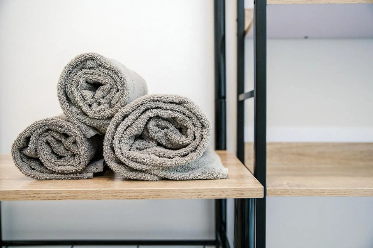 Apartment Ferienwohnung Dodo Red - The House Of Travelers Como Italien