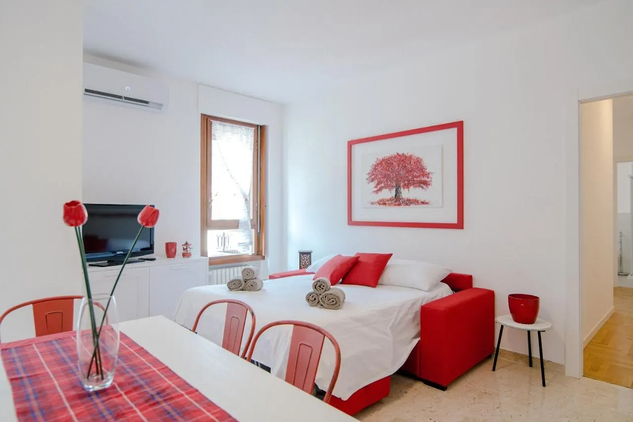 Ferienwohnung Dodo Red - The House Of Travelers Como